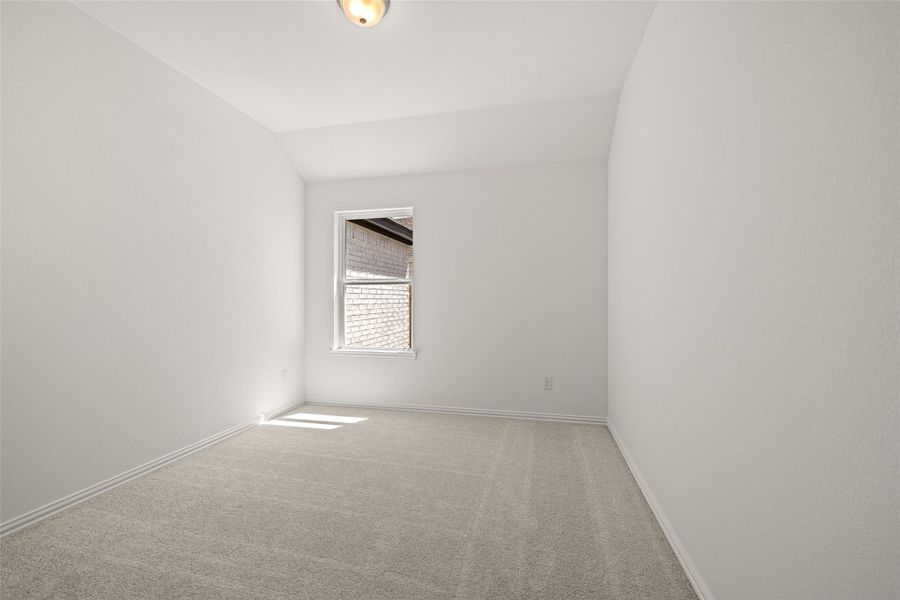 Spacious, unfurnished interior of a new home in River Ranch, Dayton (Image 28).