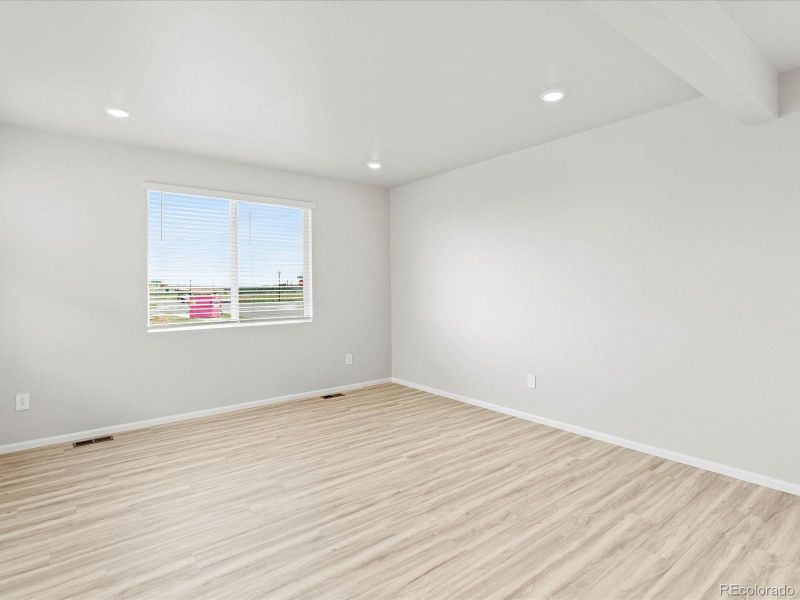 Spacious, unfurnished interior of a new home in Lake Bluff, Greeley (Image 19). Spacious, unfurnished interior of a new home in Lake Bluff, Greeley (Image 19).