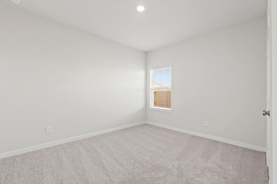 Spacious, unfurnished interior of a new home in Sunterra, Katy (Image 14). Spacious, unfurnished interior of a new home in Sunterra, Katy (Image 14).