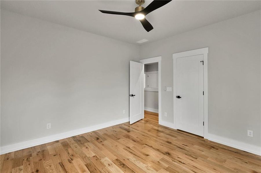 Spacious, unfurnished interior of a new home in , Atlanta (Image 38).