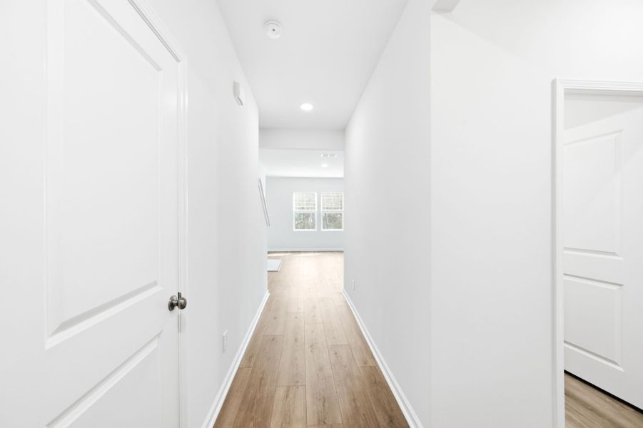 Spacious, unfurnished interior of a new home in Grand Arbor, Blythewood (Image 13).