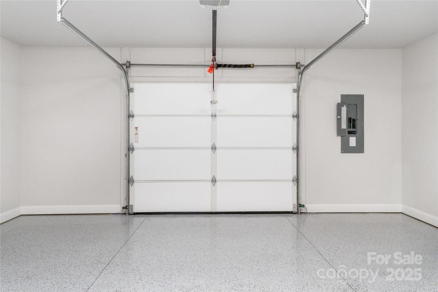 Spacious, unfurnished interior of a new home in , Asheville (Image 21).