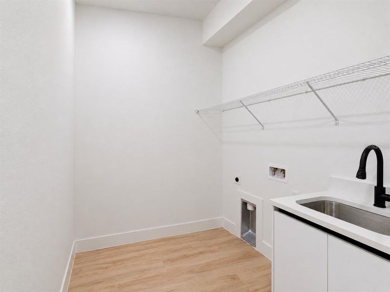 Spacious, unfurnished interior of a new home in , North Port (Image 24). Spacious, unfurnished interior of a new home in , North Port (Image 24).