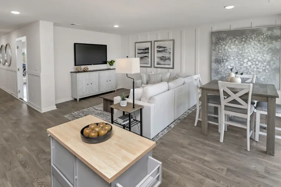 Furnished interior view inside a new home in Cameron Ridge, Columbia (Image 9).