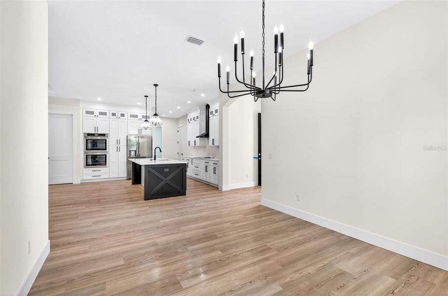 Spacious, unfurnished interior of a new home in , Dade City (Image 34).