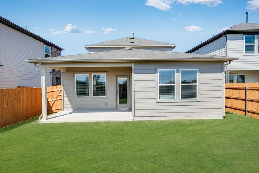 Exterior details and patio area of a home in Longview 40s, Del Valle (Image 16).