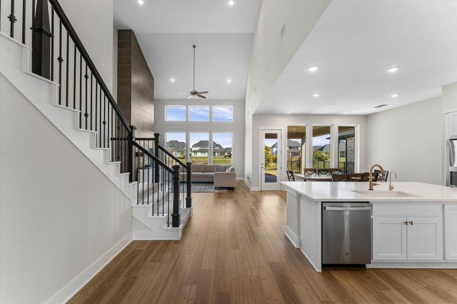 Furnished interior view inside a new home in Cross Creek Ranch, Fulshear (Image 7).