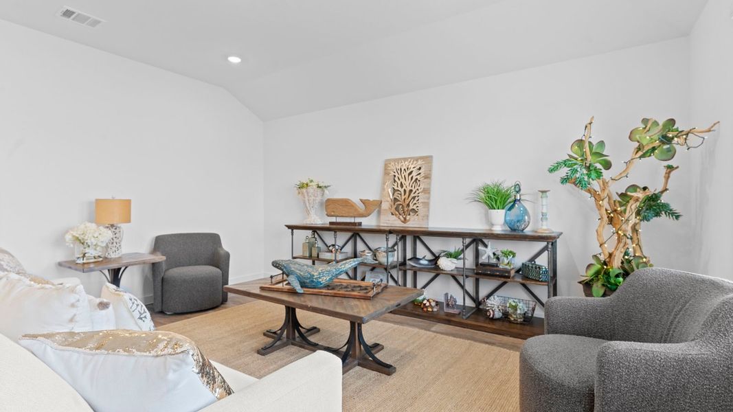 Furnished interior view inside a new home in Evergreen, Rosenberg (Image 16). Furnished interior view inside a new home in Evergreen, Rosenberg (Image 16).