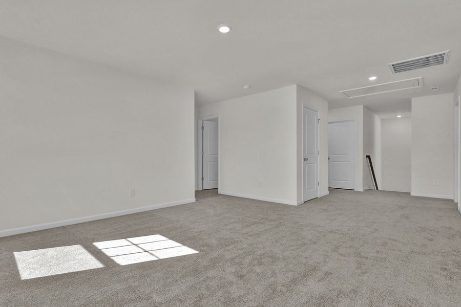 Spacious, unfurnished interior of a new home in Grand Park, Leland (Image 32).