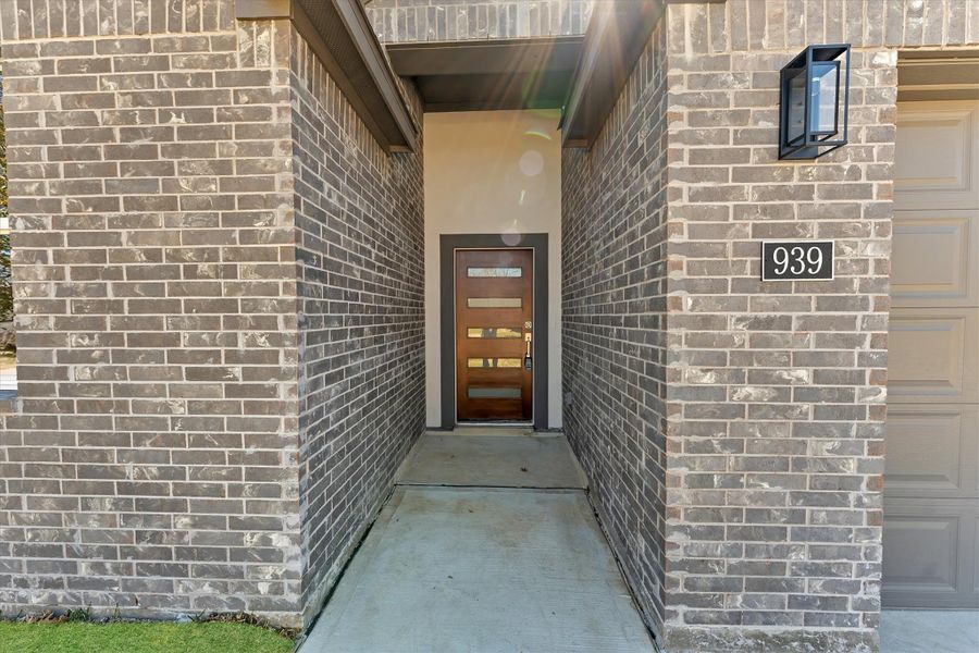 Image 32 of a home in .