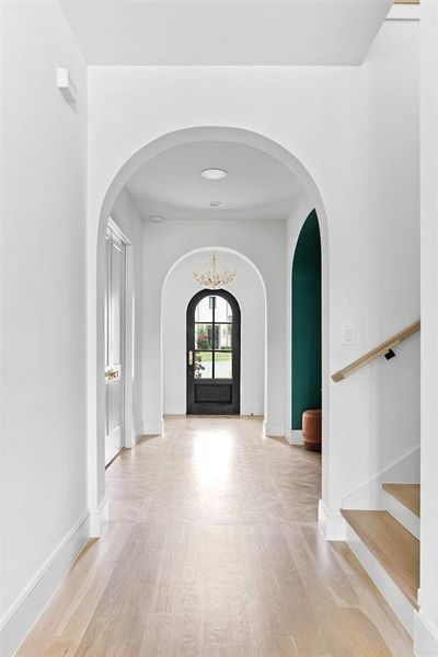 Spacious, unfurnished interior of a new home in , Dallas (Image 18).