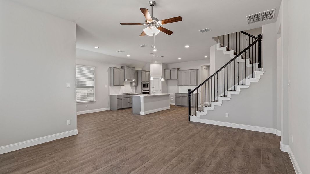 Spacious, unfurnished interior of a new home in Morningstar, Aledo (Image 19).