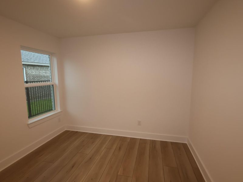 Spacious, unfurnished interior of a new home in Lago Mar, Santa Fe (Image 16). Spacious, unfurnished interior of a new home in Lago Mar, Santa Fe (Image 16).