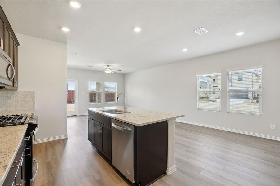 Photo is not of the actual home, but is an inspirational photo of builder’s model home and may depict options, furnishings, and/or decorator features that are not included. Photo is not of the actual home, but is an inspirational photo of builder’s model home and may depict options, furnishings, and/or decorator features that are not included.