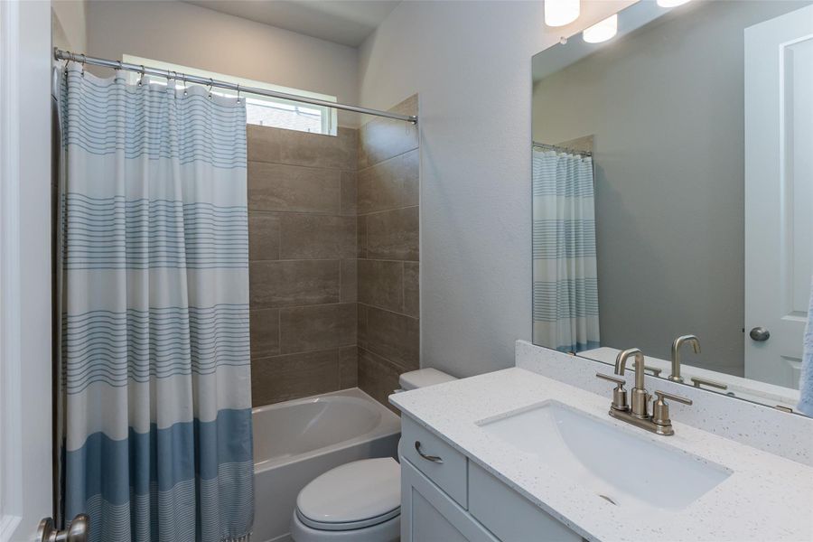 Furnished interior view inside a new home in , Tomball (Image 22).