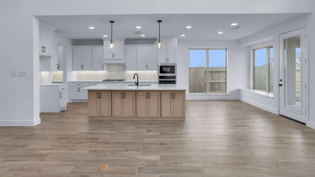 Image 19 of a home in Everly.