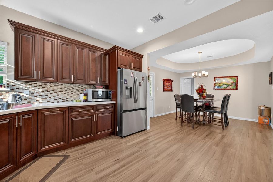 Furnished interior view inside a new home in , Rosharon (Image 23). Furnished interior view inside a new home in , Rosharon (Image 23).