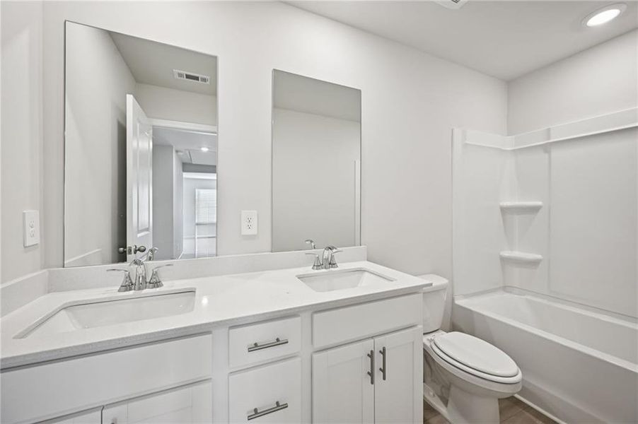 Furnished interior view inside a new home in Creekside at Oxford Park, Fairburn (Image 15).