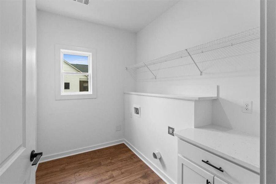 Furnished interior view inside a new home in , Monroe (Image 13).