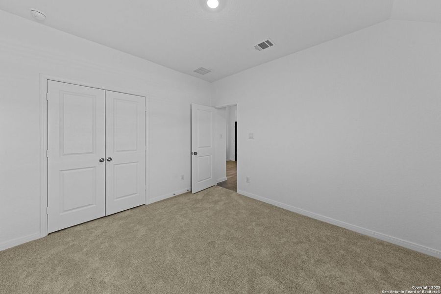 Spacious, unfurnished interior of a new home in Gatehouse: Brookstone II Collection, New Braunfels (Image 18). Spacious, unfurnished interior of a new home in Gatehouse: Brookstone II Collection, New Braunfels (Image 18).