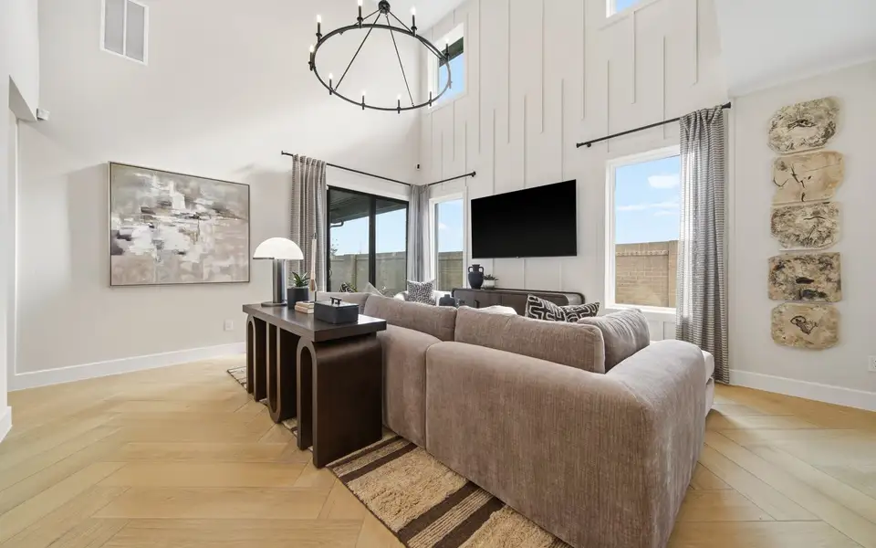 Representative furnished interior of a home built from the Haverford by Brookfield Residential in Midline, Webster (Image 12).