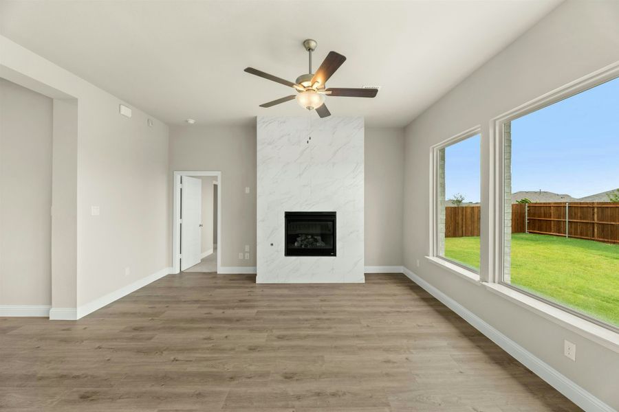 Representative unfurnished interior of a home built from the Bluebonnet by Kindred Homes in Dominion Park, Waxahachie (Image 22).