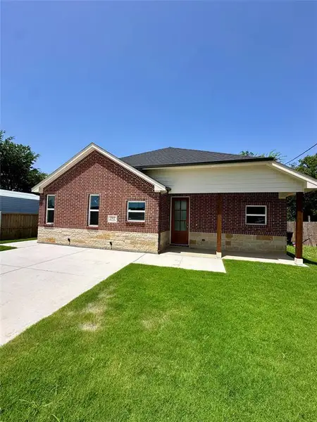 Image 17 of a home in . Image 17 of a home in .