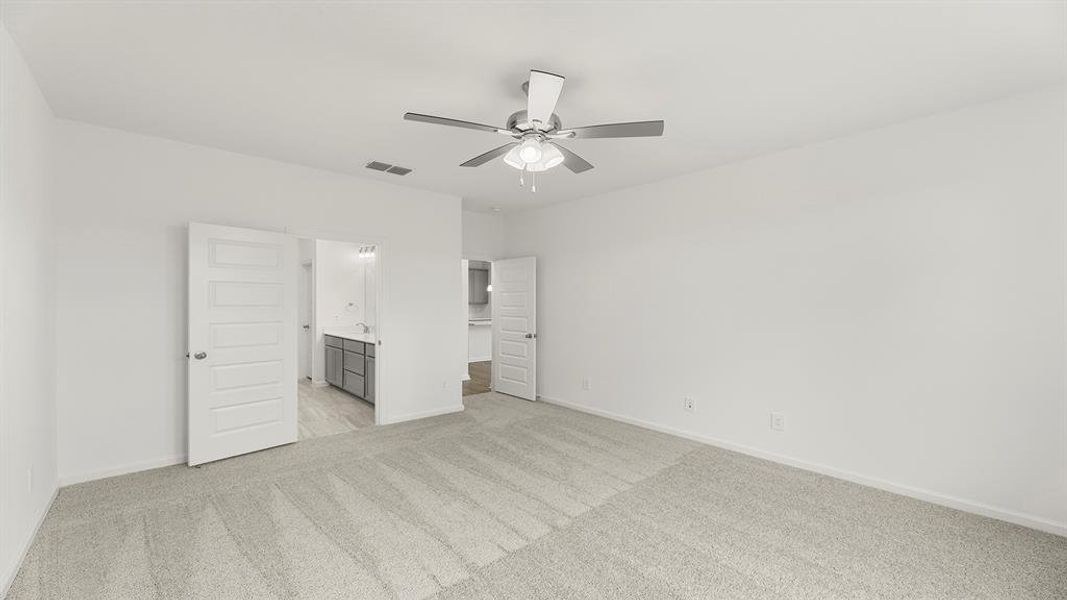 15. 1716 Edgeway - Primary (2)