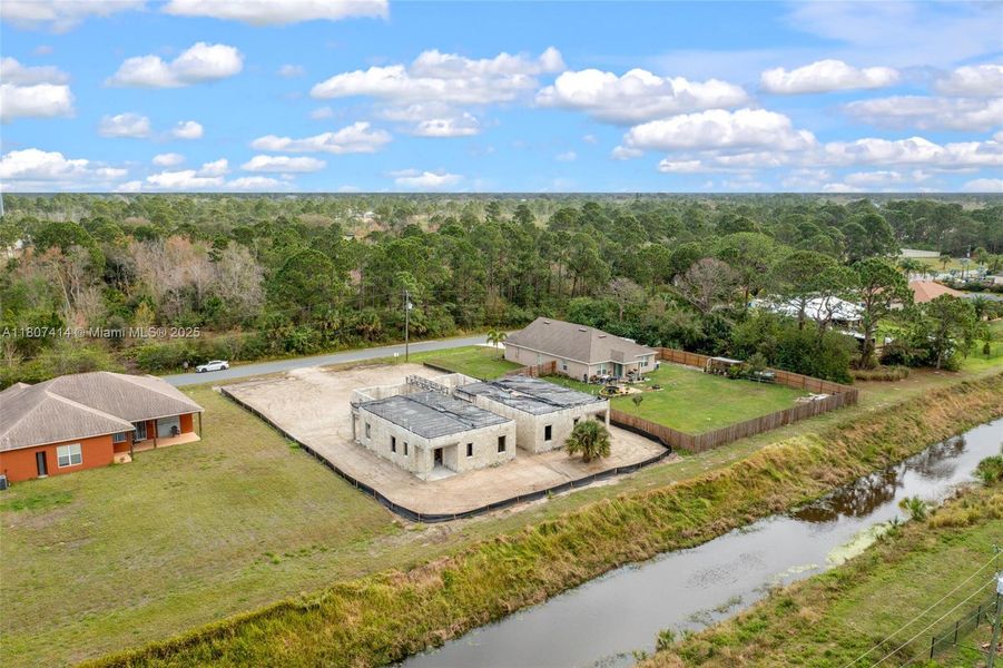 Image 36 of a home in .