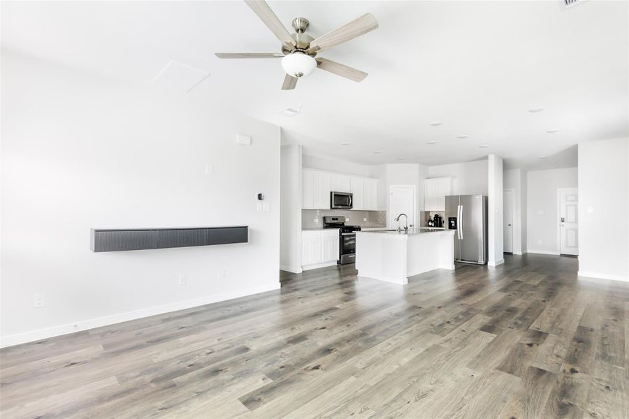 Spacious, unfurnished interior of a new home in Barrett Crossing, Crosby (Image 21).