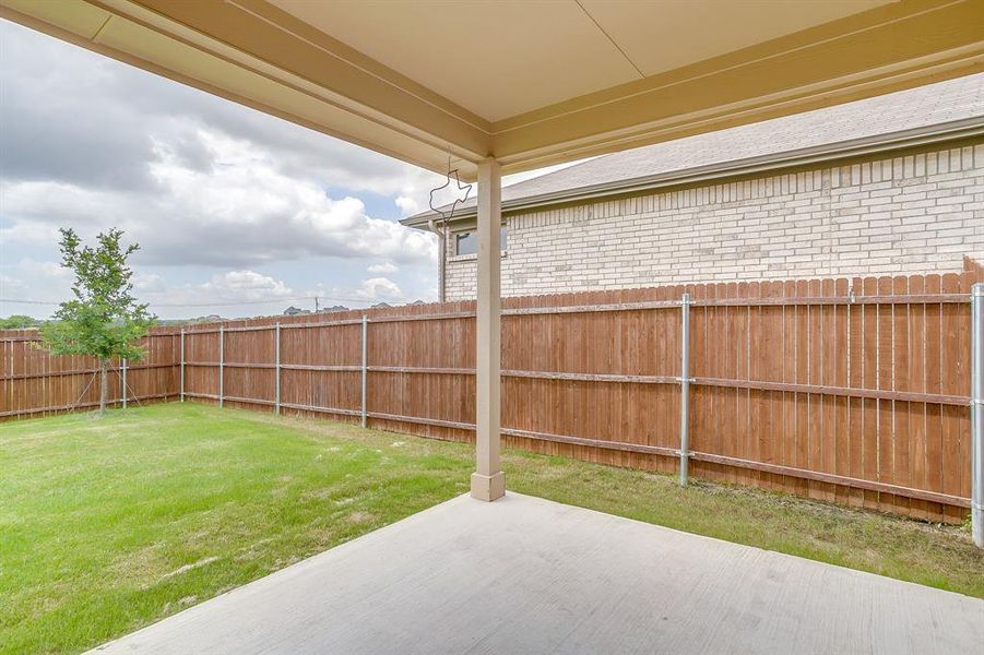 Exterior details and patio area of a home in , Fort Worth (Image 23).
