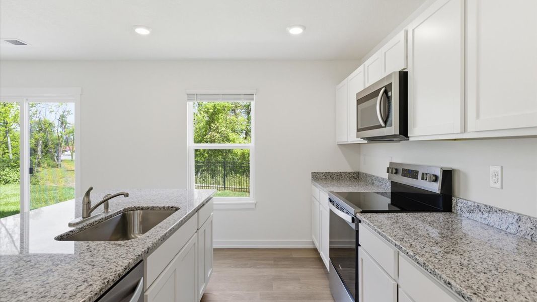 Furnished interior view inside a new home in Oak Hill, Vonore (Image 6).