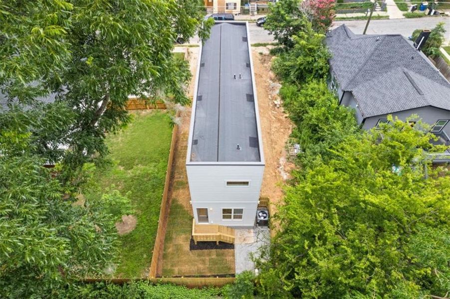 Exterior details and patio area of a home in , Atlanta (Image 25).