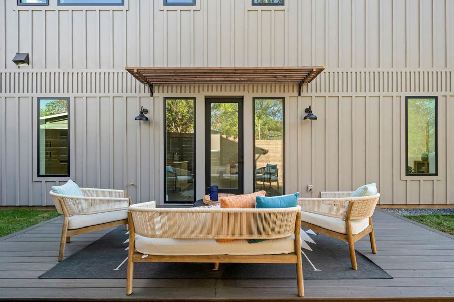 Deck featuring an outdoor hangout area Deck featuring an outdoor hangout area