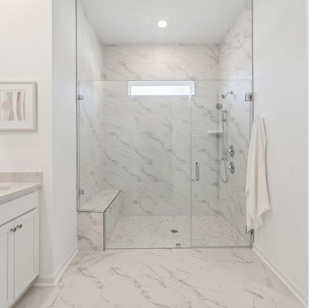 Camellia owner's suite bathroom