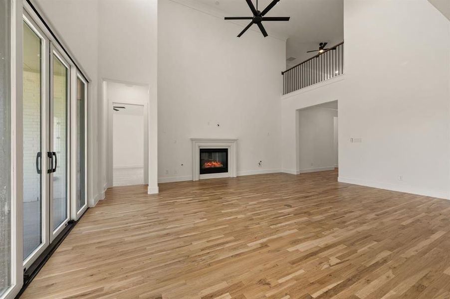 Spacious, unfurnished interior of a new home in Highland Oaks, Boyd (Image 13). Spacious, unfurnished interior of a new home in Highland Oaks, Boyd (Image 13).