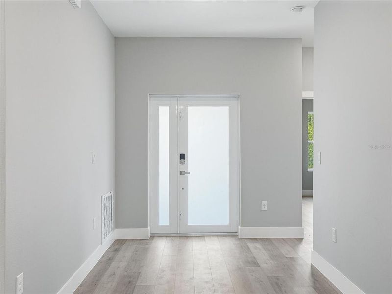 Spacious, unfurnished interior of a new home in , Punta Gorda (Image 32). Spacious, unfurnished interior of a new home in , Punta Gorda (Image 32).