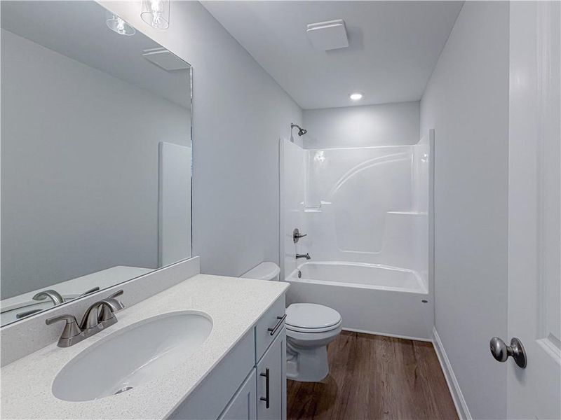 Furnished interior view inside a new home in , Dallas (Image 6).