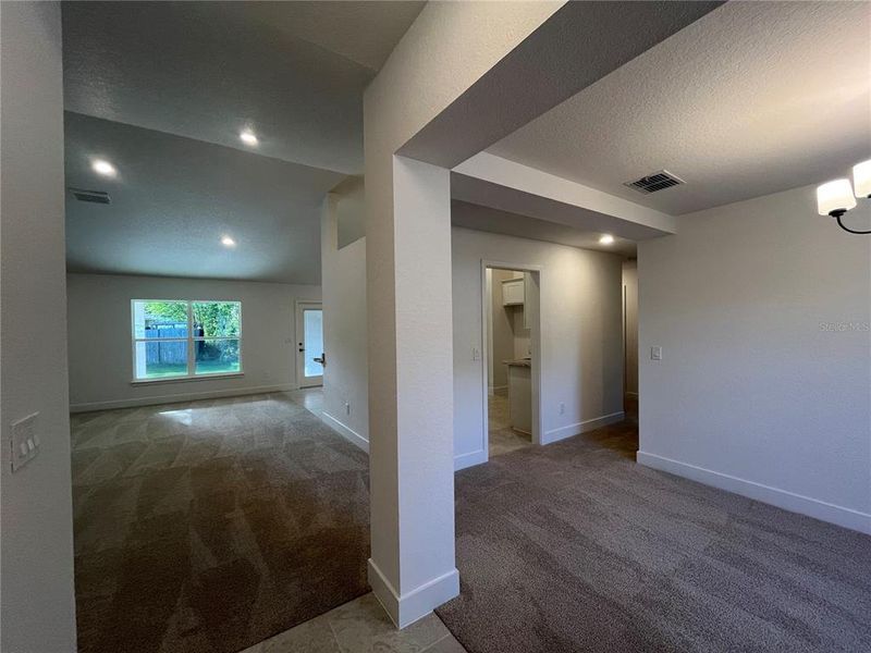 Spacious, unfurnished interior of a new home in Orange Blossom Hills, Summerfield (Image 8).