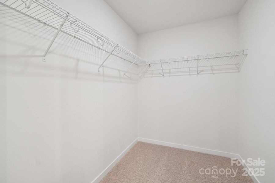 Spacious, unfurnished interior of a new home in Oak Grove Hill, Huntersville (Image 26).