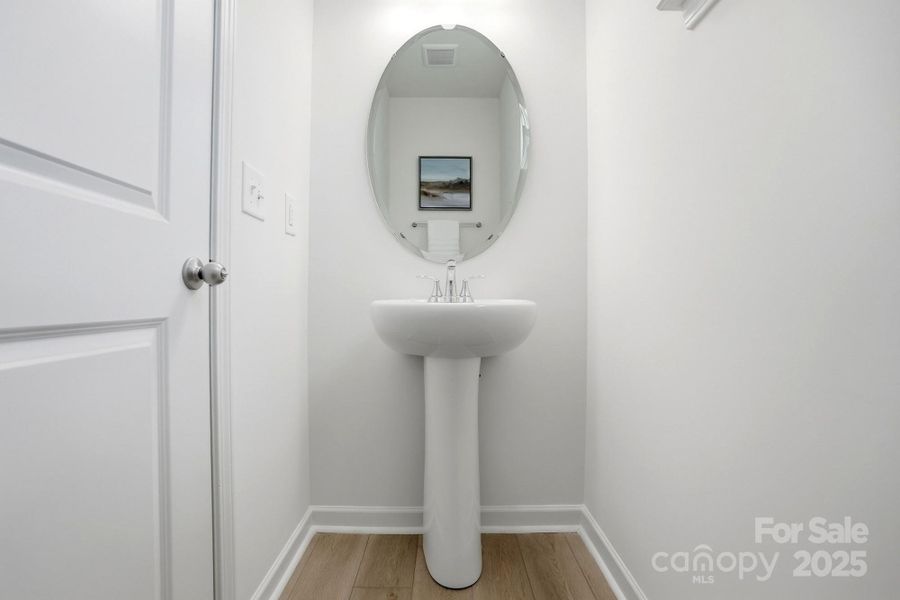 Image 41 of a home in Bellina.