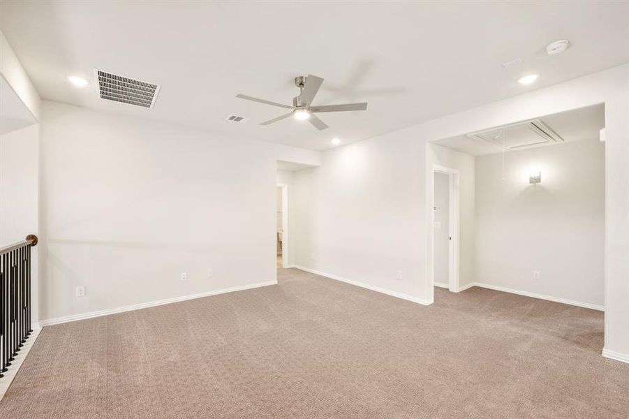 Spacious, unfurnished interior of a new home in ArrowBrooke, Aubrey (Image 36). Spacious, unfurnished interior of a new home in ArrowBrooke, Aubrey (Image 36).