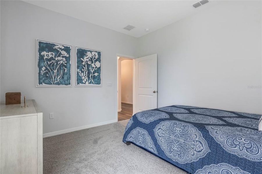 Furnished interior view inside a new home in Kindred, Kissimmee (Image 10).