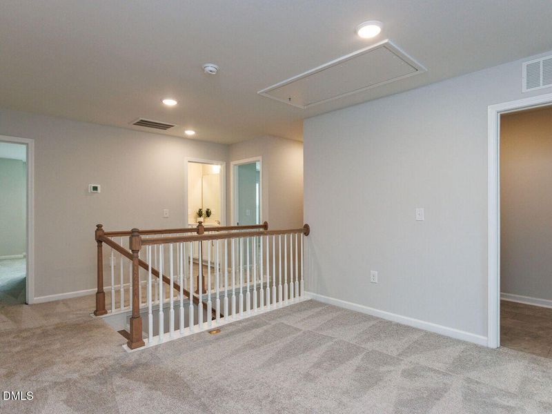 015-1280x960-upstairs-living-space