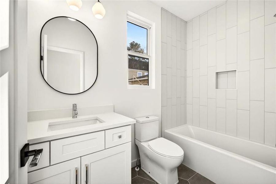 Furnished interior view inside a new home in , Atlanta (Image 39).