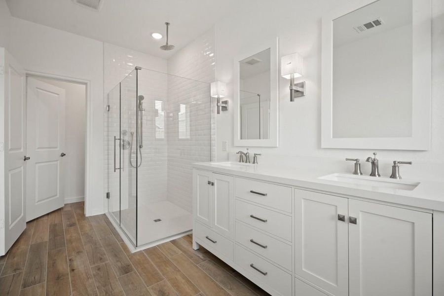 Furnished interior view inside a new home in Westland Ranch - 70' Homesites, League City (Image 9).