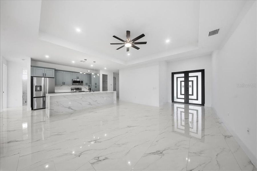 Spacious, unfurnished interior of a new home in , Punta Gorda (Image 20).