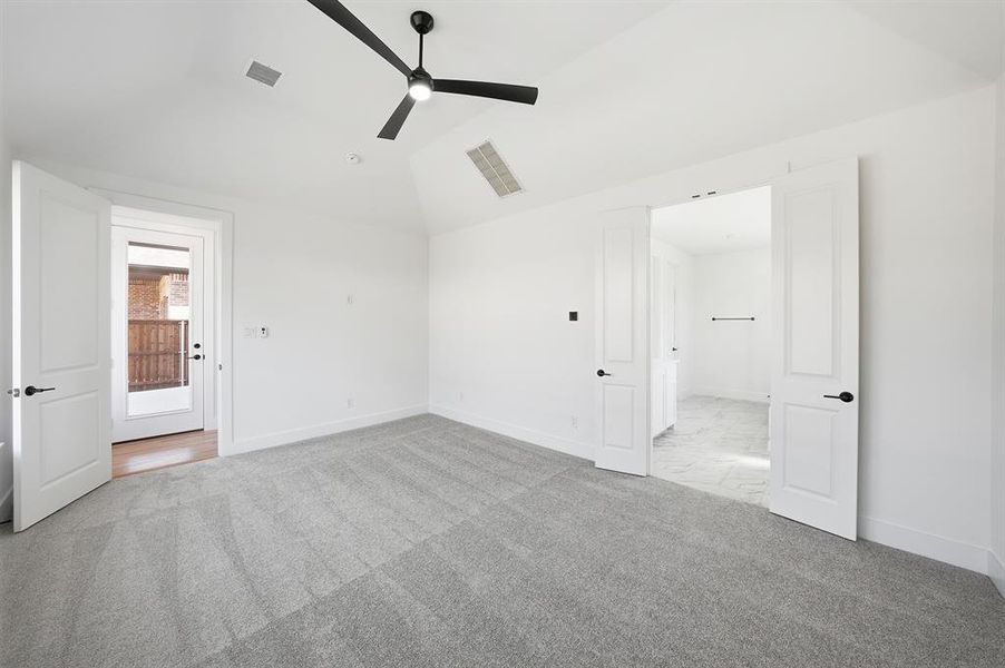 Spacious, unfurnished interior of a new home in Brookhollow West, Prosper (Image 19).