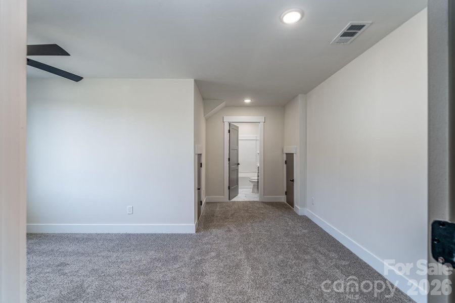 Spacious, unfurnished interior of a new home in , Rock Hill (Image 29).