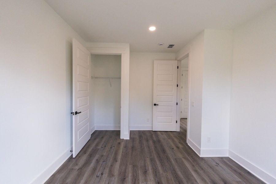 Spacious, unfurnished interior of a new home in , North Charleston (Image 86).
